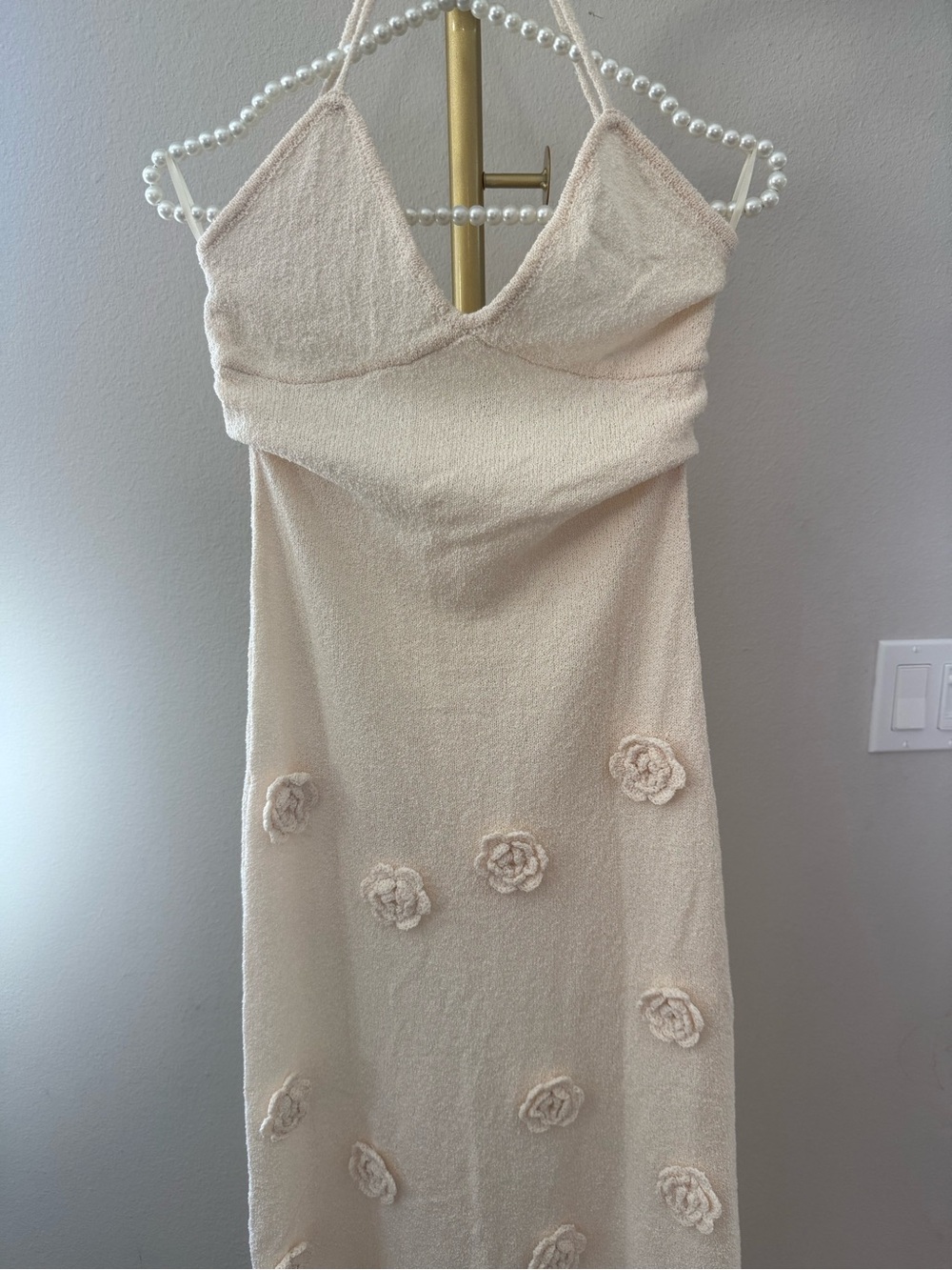 MESHKI Suki Knit Maxi Dress With Flowers - Nude - Picture 6 of 12